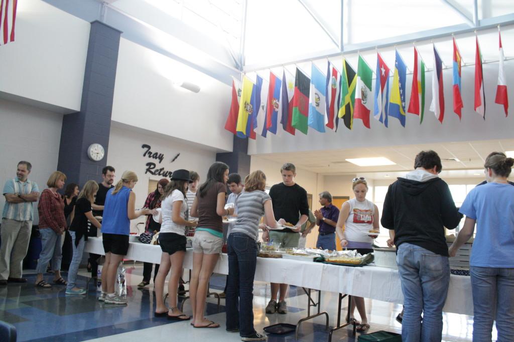 The drama department hosted a potluck dinner to announce How to Succeed in Business without really Trying as this years upcoming musical. Photo by Phillip Bannister.