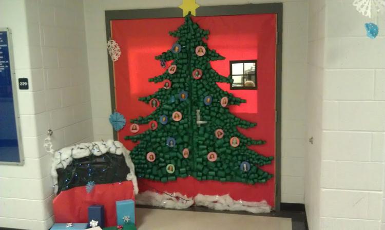 Photo Gallery: Door decorating contest 