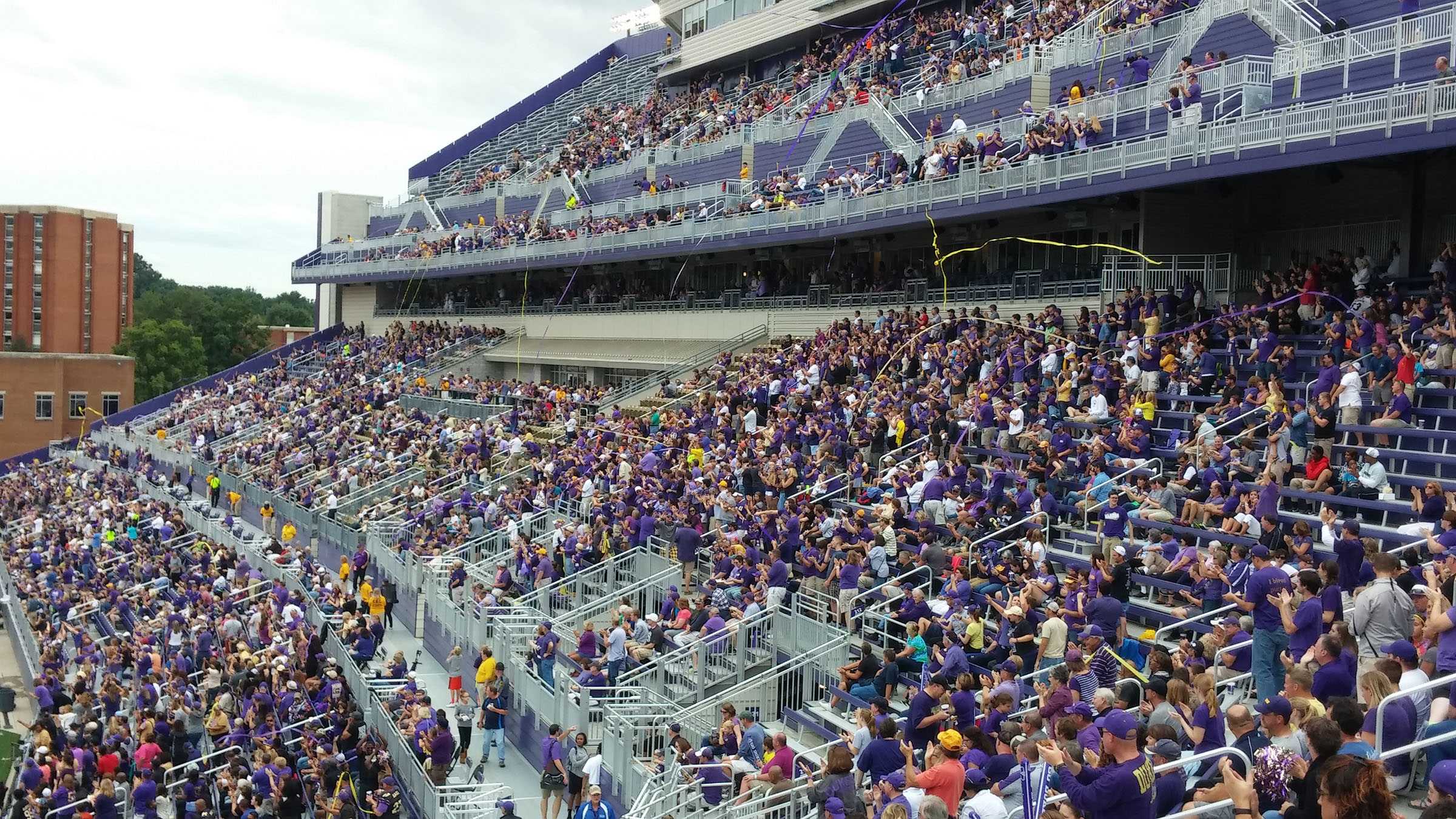 Students participate in JMU band day HHS Media