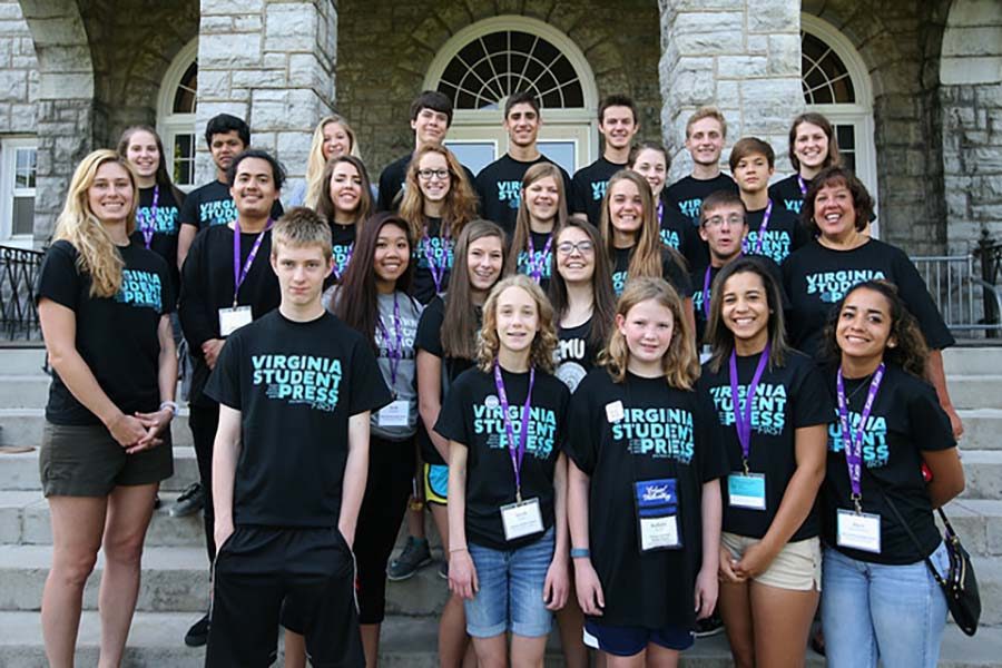 HHS journalism students at jCamp. 