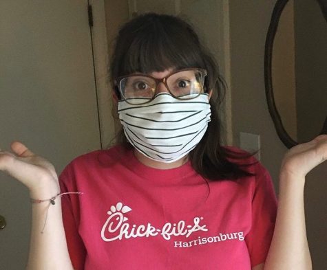 Senior Lizzy Burzumato is doing her part to help healthcare workers and the community by making face masks.