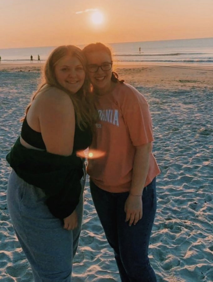 Junior Dara Martin (left) poses for a picture at the beach with friend Anna Tieszen. “[My summer] was still good [in spite of the pandemic]. We were able to go on a couple vacations safely, so it didn’t feel different for the most part,” Martin said.