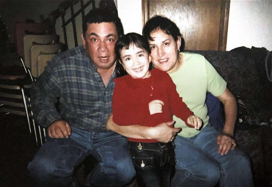 Mendoza (center) takes picture with father (left) and her mother (right). “I am extremely grateful for my dad, because he really did sacrifice a lot. And, you know, he still made time for his kids. And he still made time for his wife. And he still made time for his grandkids, even when he was in a lot of pain. And even if part of him [thought] maybe I should just give up, he didnt,” Mendoza said. 