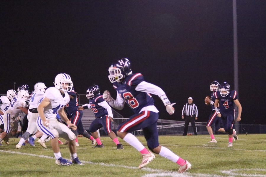 Sophomore Jathen Engle runs downfield for a pass. 