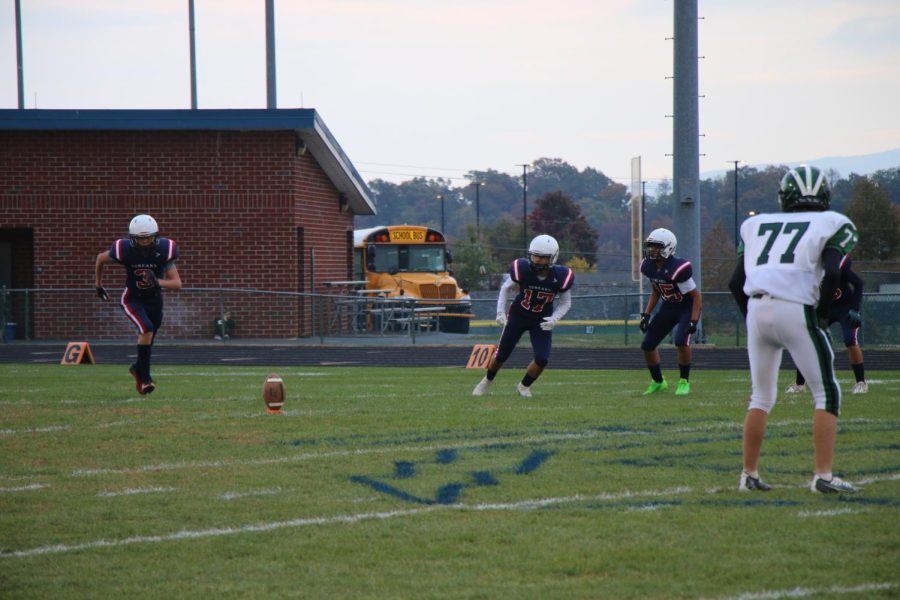 Sophomore Kicker Paul Tongen kicks off the game.
