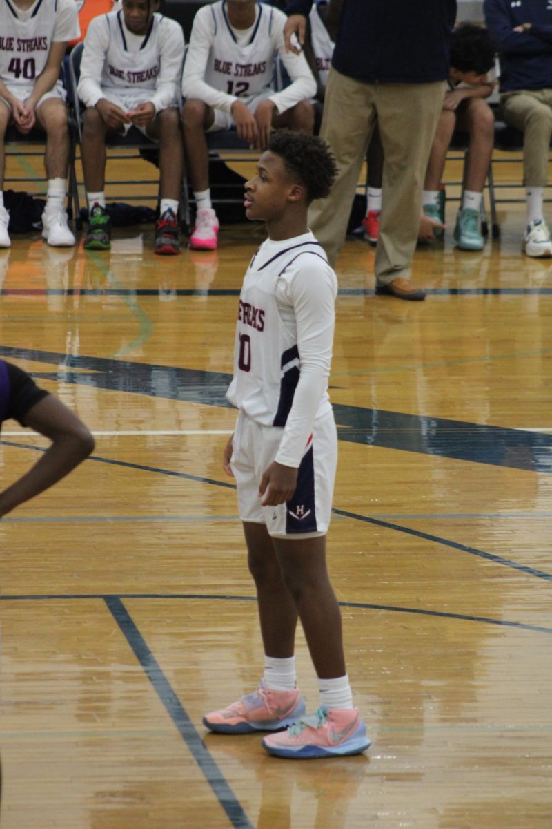 Freshman Keyon Benton prepares to take free throw shots.