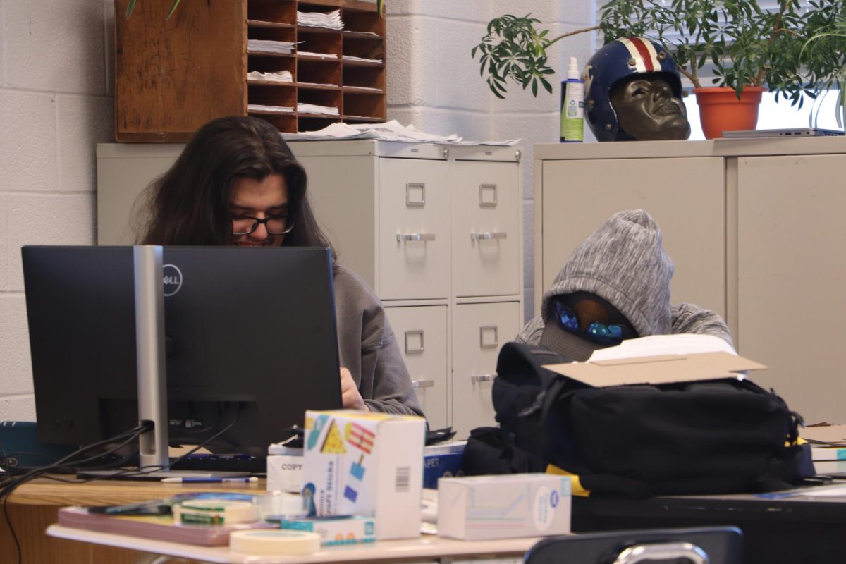 Kheydia Polla and Natalia Aleman works on On the Road STEM project
