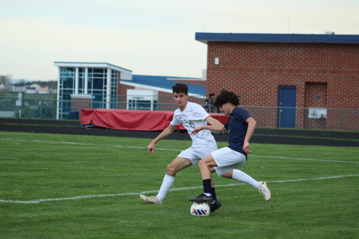 Sophomore Elias Arbaiza cutting back against a defender.