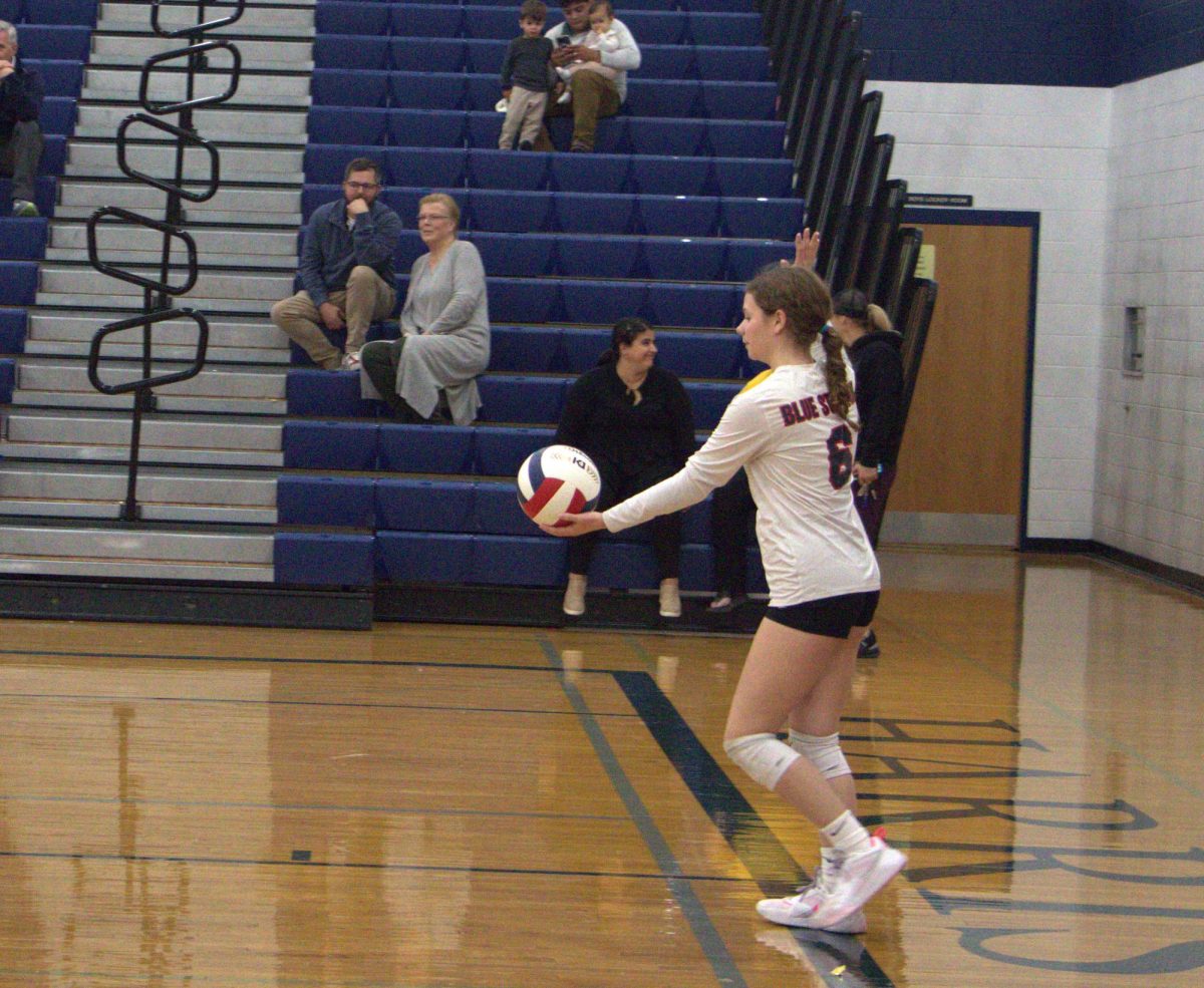 Kyleigh Morris ready to serve the ball.