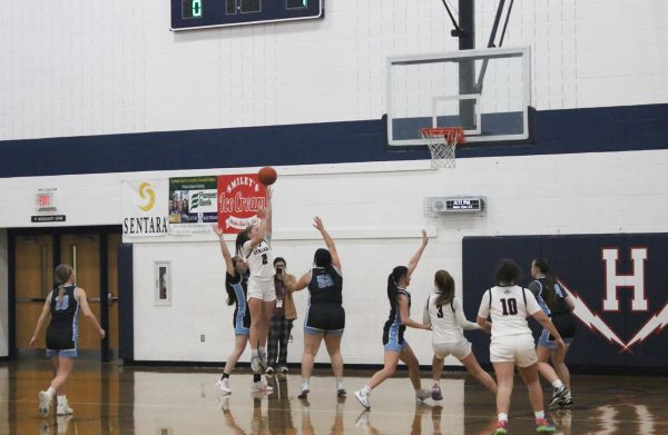 Girls basketball beats Page County by three points