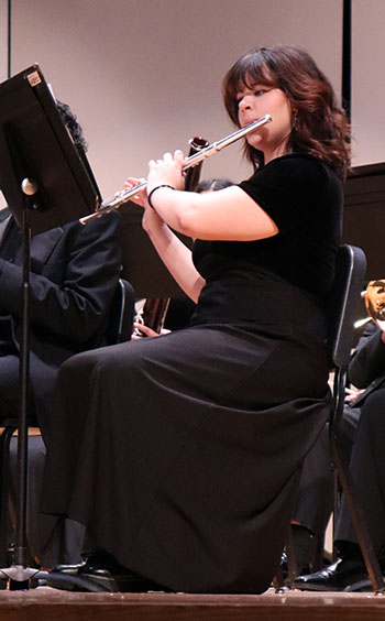 Olivia Carickhoff plays the flute.