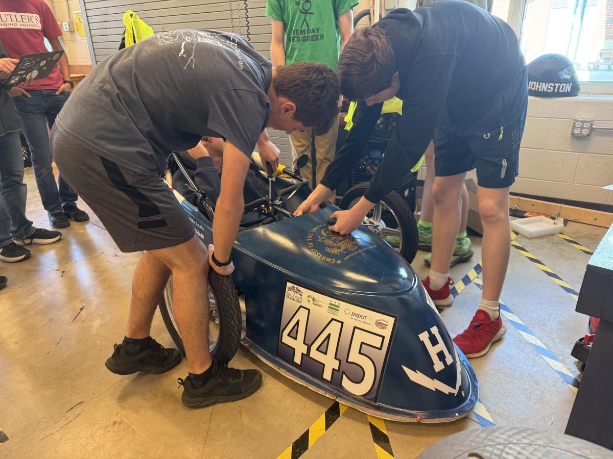 Team works together