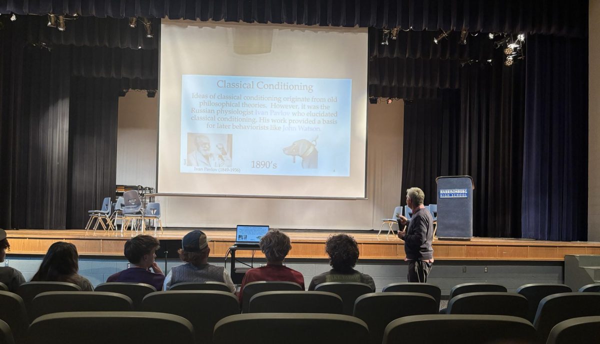 Mark Healy explaining what Classical Conditioning is.