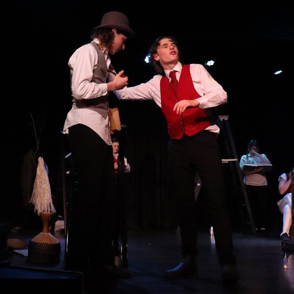 Ell Norment as Newsboy and Louis Gibson and Louis De Rougemont.