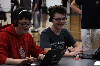 March 19, STEM academy held a stem student night called "STEMINARS" as they enjoyed time together playing games, listening to the stem topic with a guest speaker, and food!
