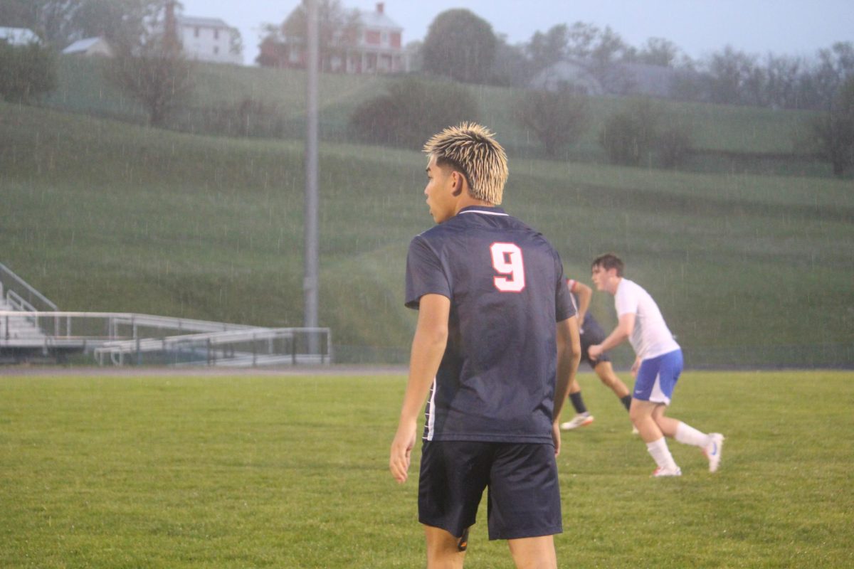 Junior Edison Rattana observing the ball.