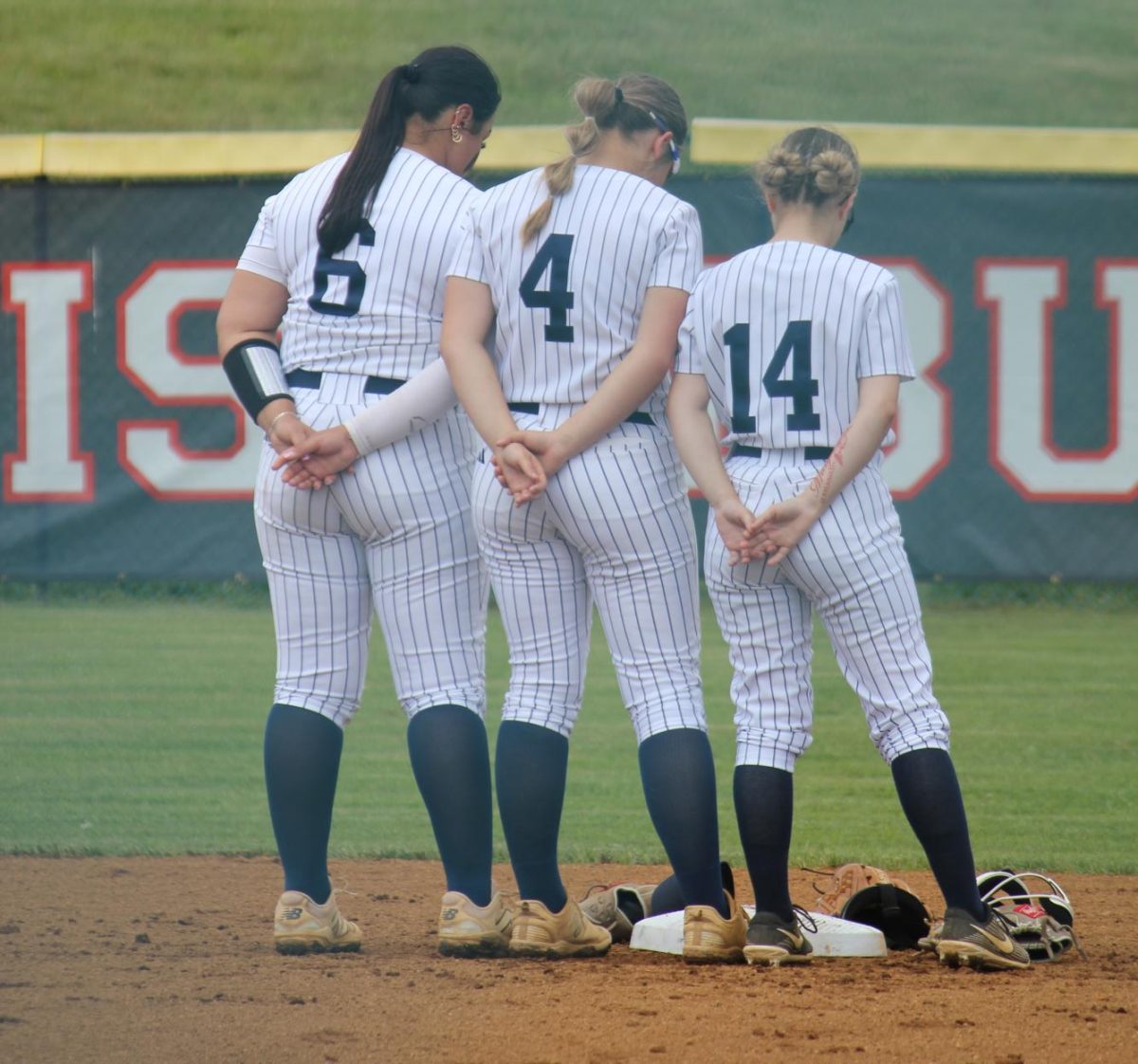 From pregame warmups to the final out, the Blue Streaks stay locked in. Team chemistry like this doesn’t happen overnight. It’s built with trust, sweat, and shared goals.
