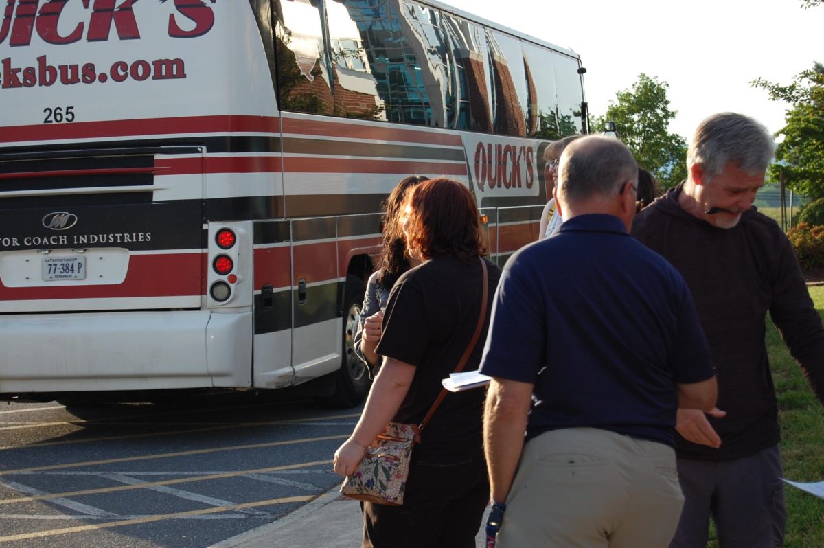 Students sort for the busses