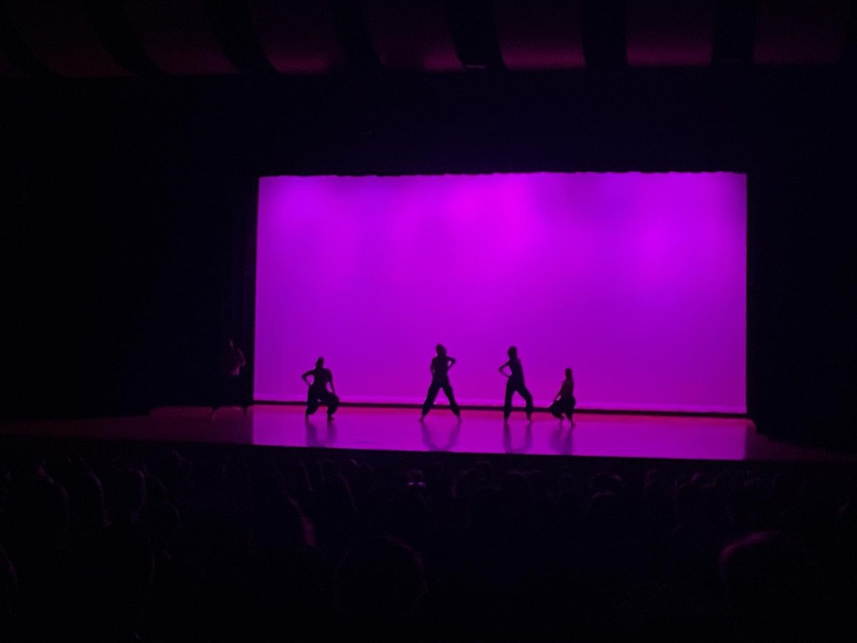 students start dance with poses