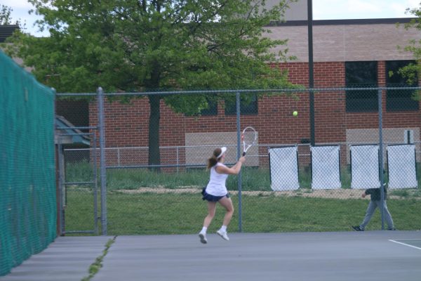 Veronica attacking the ball