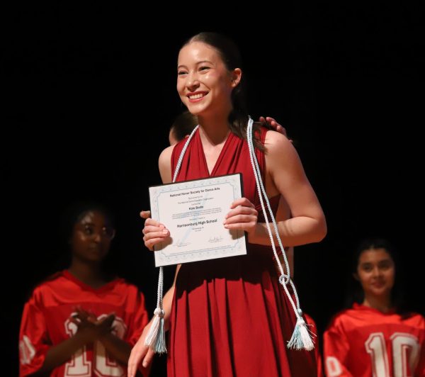 Gutierrez performs one last time at Valley Dance Showcase; Bodle gets inducted into NHSDA