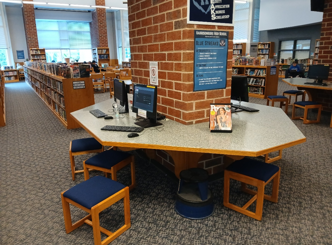In the library at Harrisonburg High, they provide computers for students who tend to have work to do or need to print off pictures from their drive. The computers have helped printing be more efficient, as all you need to do is log into your account, get your photo and print off! “This helped me so so much! I love it so much.” Charlotte Sandy says.