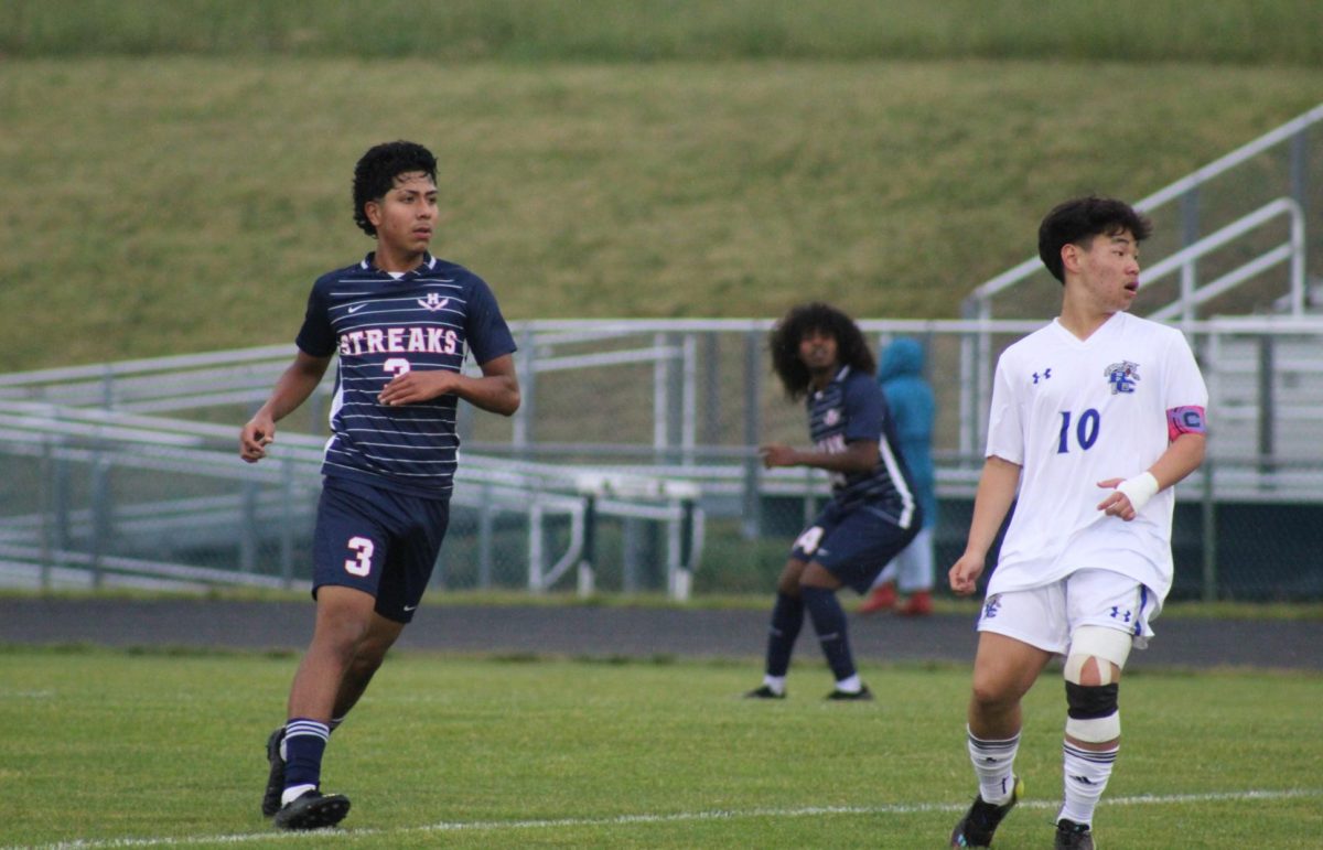 Freshman Alfredo Rivero waiting for the opponents next move.