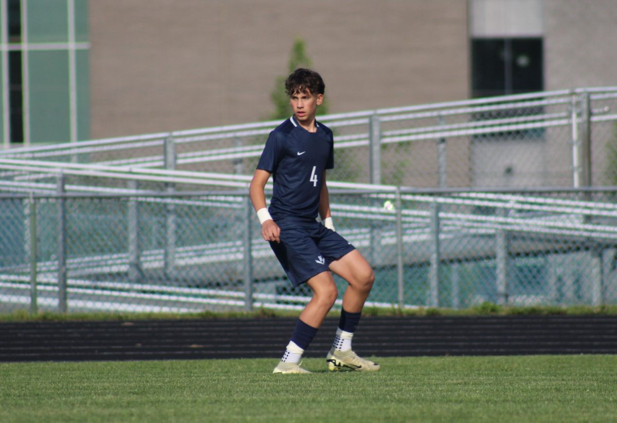 Freshman Silas Long ready to receive the ball.