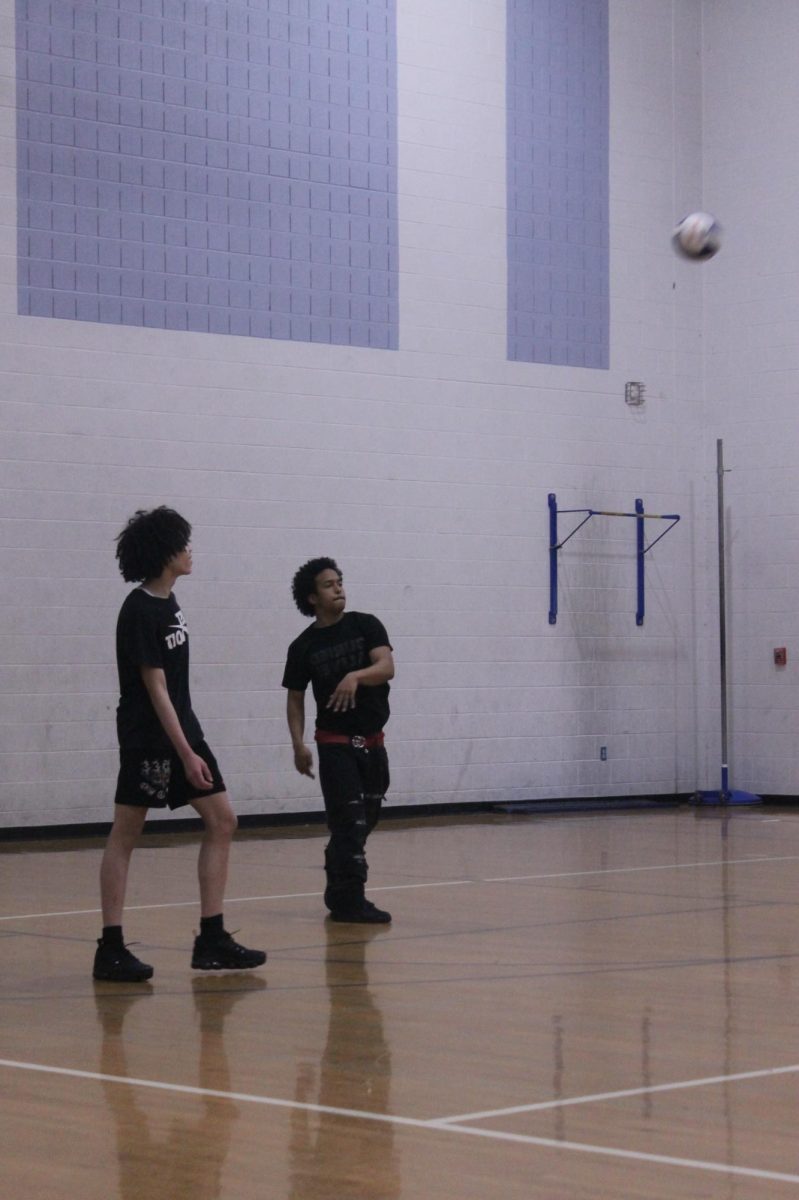  Angel Andujar is the main server for volleyball. He always puts in an effort, even if it's just class.
