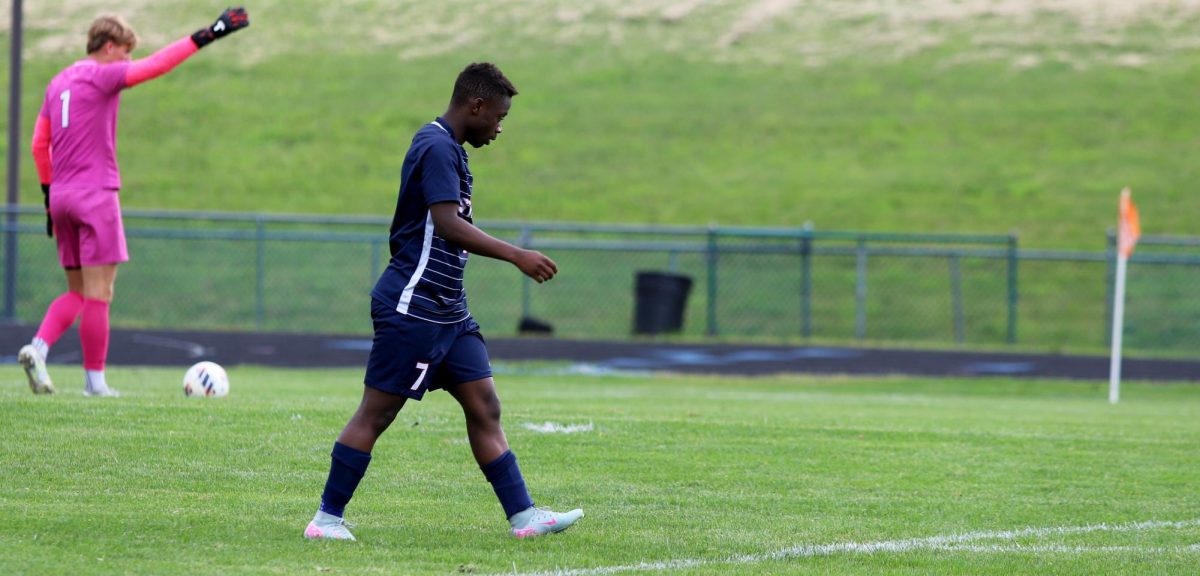 Senior Wilondja Baukyaka walking so he can get the ball