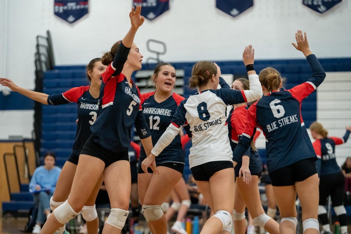 Varsity Volleyball beats Rocktown