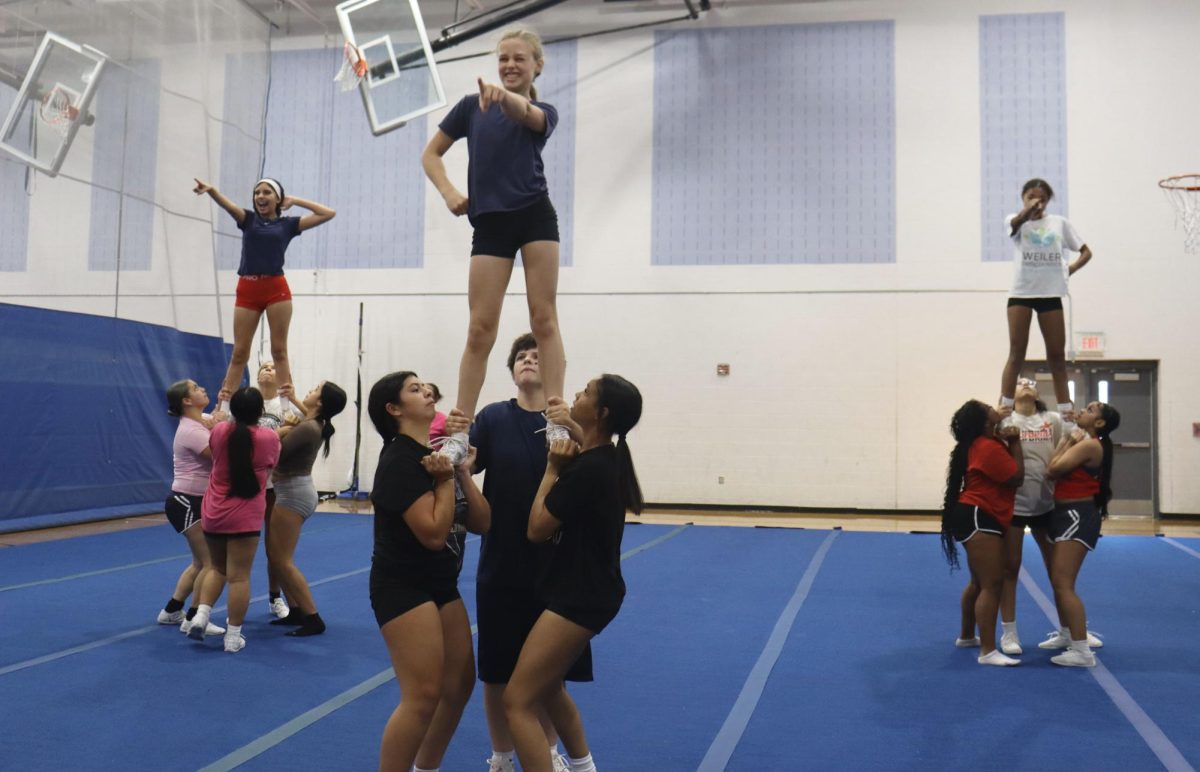Harrisonburg High School Competition Cheer