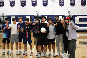 The Juniors won the Powerpuff volleyball activity.