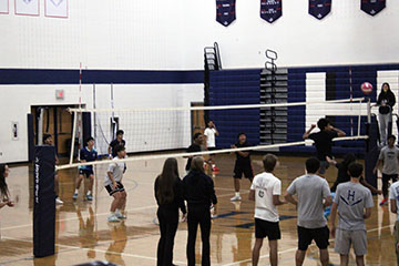 The Junior and Sophomore match has began the Sophomore are in the lead.
