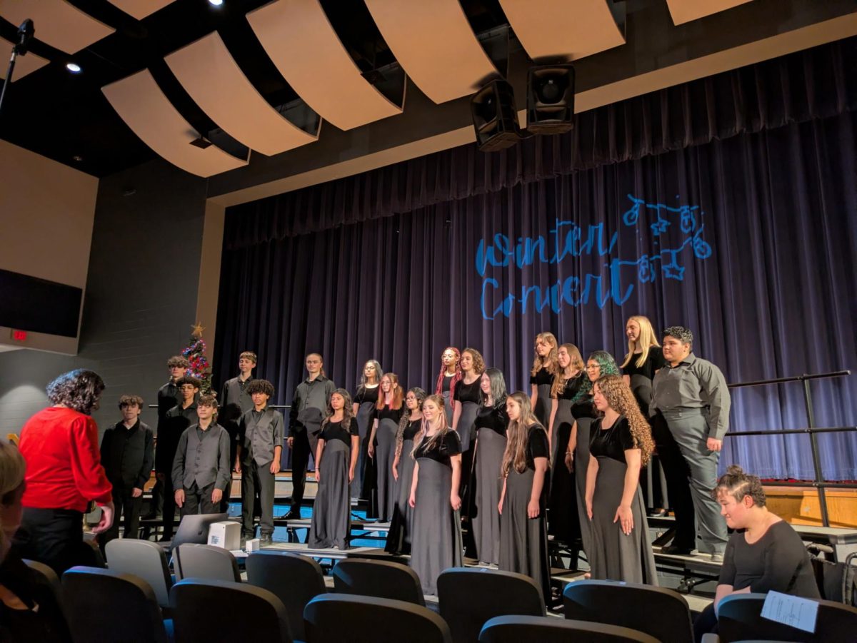 HHS Choirs Preparing for Assessment